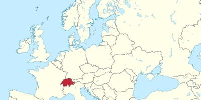 Munduko mapa suitza nabarmendu